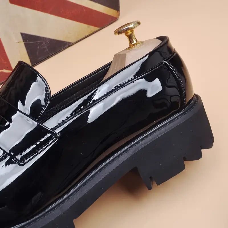 Loafer Masculino Camden Em Couro Polido