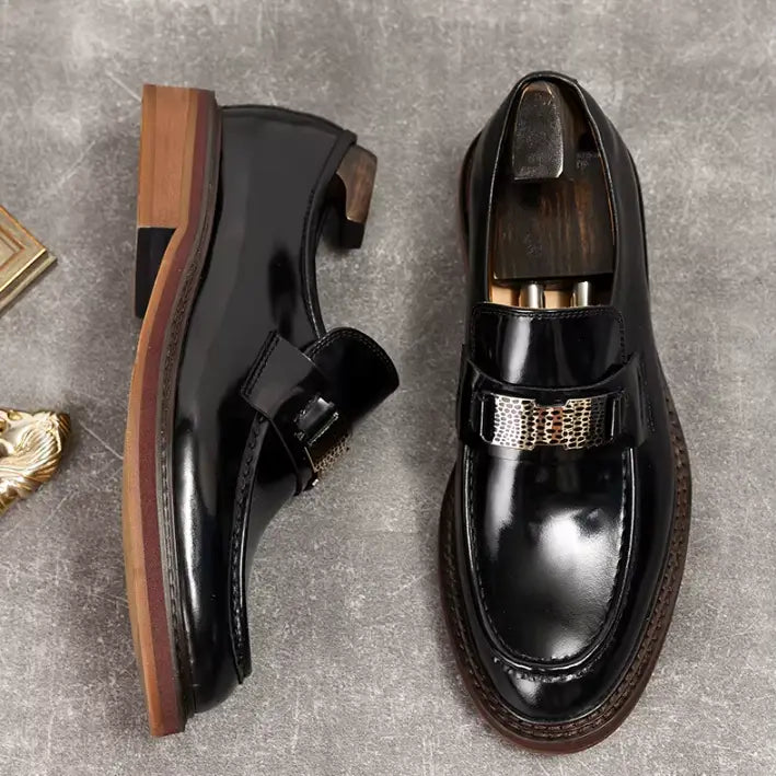 Sapato Masculino Loafer Tavira Em Couro
