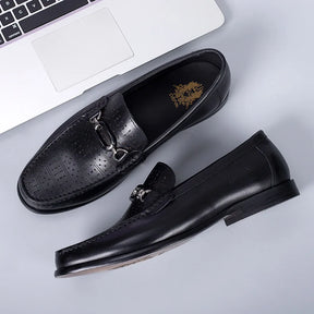 Sapato Masculino Loafer Em Couro Legítimo Com Detalhe Metálico Elegante