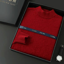 Suéter masculino gola alta em mink cashmere com textura felpada e acabamento premium para inverno
