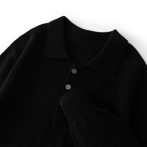 Suéter masculino em lã merino com gola polo e botões frontais dobrado com acabamento elegante