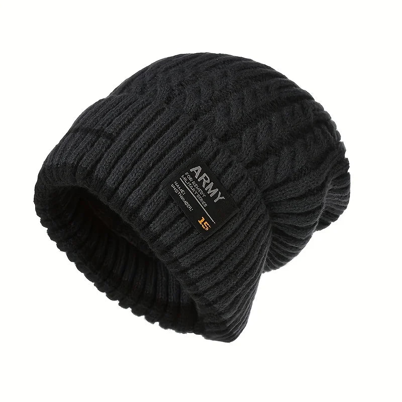 Gorro Térmico em tricô trabalhado com interior quente e confortável para o inverno.