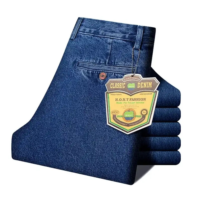 Calça Jeans Masculina em Algodão Corte Reto Clássico