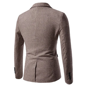 Blazer masculino slim fit pied-de-poule marrom com design elegante e modelagem social sofisticada