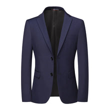Blazer masculino social slim fit azul marinho com design elegante e acabamento sofisticado para eventos e ambiente executivo