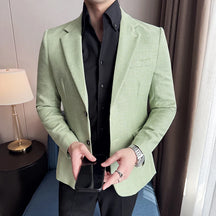 Blazer masculino social slim fit com textura sofisticada e modelagem elegante para eventos formais