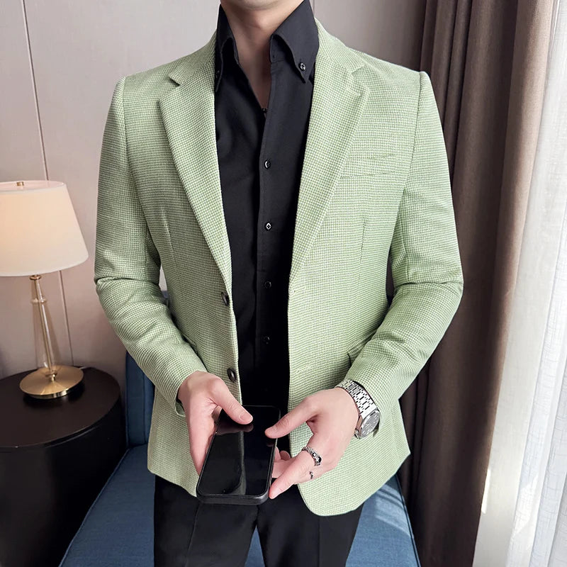 Blazer masculino social slim fit com textura sofisticada e modelagem elegante para eventos formais