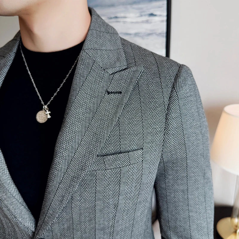 Blazer masculino social slim fit cinza com padronagem sofisticada estilo britânico e caimento elegante