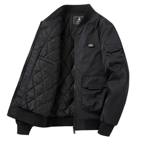 Jaqueta bomber masculina cargo bege premium com bolsos utilitários e forro térmico acolchoado para inverno