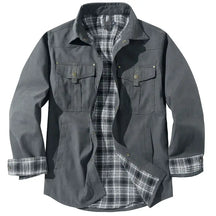 Jaqueta masculina casual verde militar premium com interior xadrez e bolsos utilitários para inverno