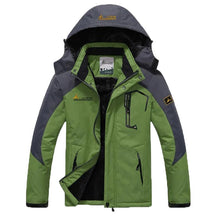 Jaqueta masculina vermelha e cinza com interior peluciado térmico e capuz para inverno e aventuras outdoor.
