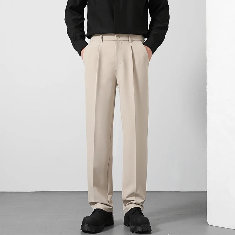 Calça masculina estilo coreano com corte reto, caimento elegante e visual business casual para uso diário