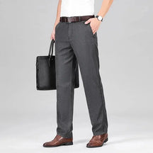 Calça Jeans Masculina Reta Leve em Algodão Denim