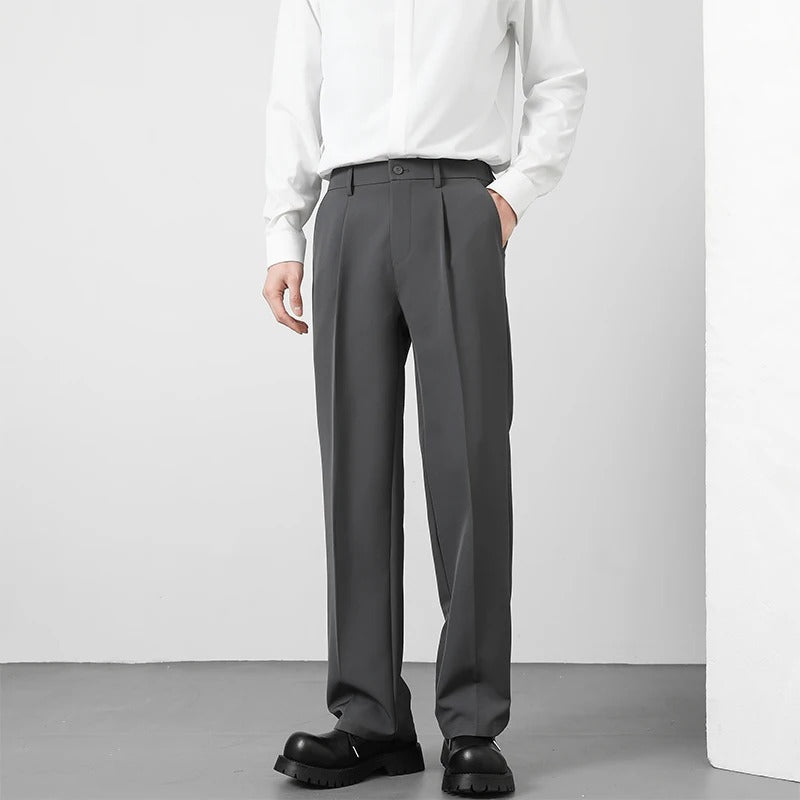 Calça masculina estilo coreano com corte reto, caimento elegante e visual business casual para uso diário