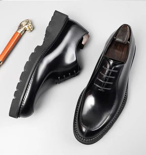 Sapato social Oxford masculino premium com acabamento polido sofisticado e design clássico executivo elegante