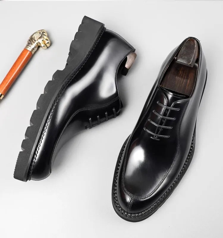 Sapato social Oxford masculino premium com acabamento polido sofisticado e design clássico executivo elegante