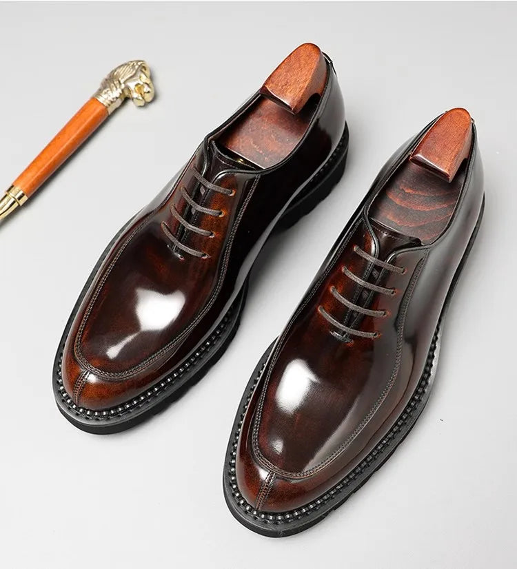 Sapato social Oxford masculino premium com acabamento polido sofisticado e design clássico executivo elegante