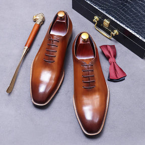 Sapato social Oxford wholecut masculino  premium com acabamento polido elegante