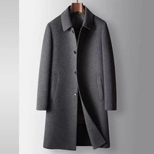 Sobretudo masculino de lã premium com fechamento frontal por botões, forro térmico removível e design elegante para inverno