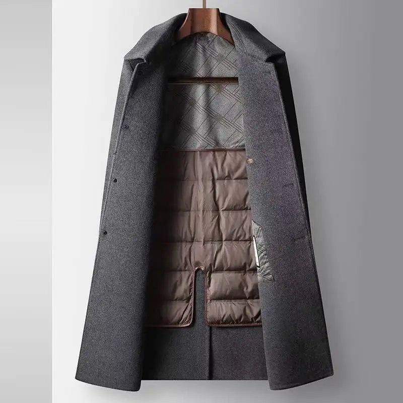 Sobretudo masculino de lã premium com fechamento frontal por botões, forro térmico removível e design elegante para inverno