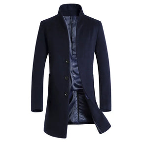 Sobretudo masculino de lã slim fit azul marinho com gola padre elegante e corte alongado sofisticado para inverno