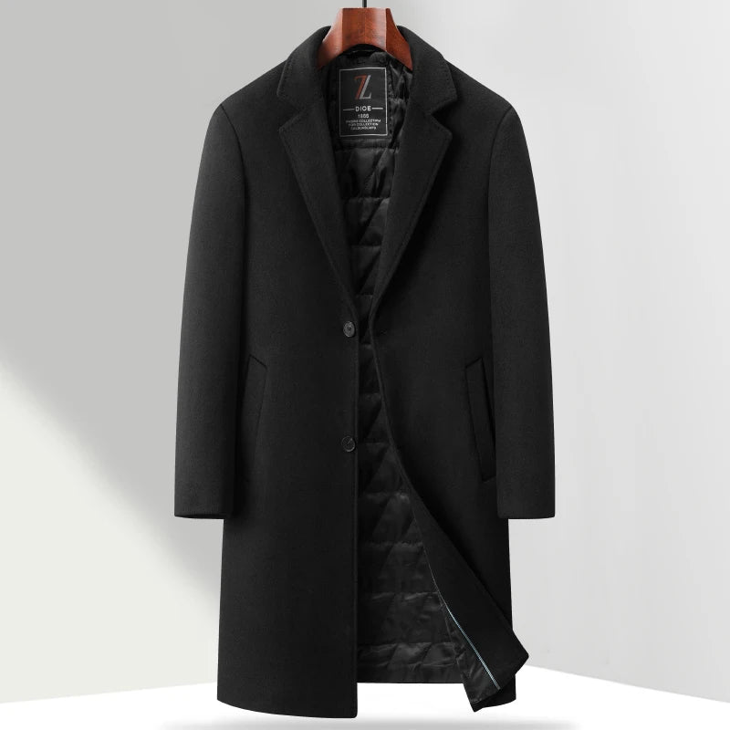 Sobretudo masculino premium com forro térmico acolchoado, fechamento frontal por botões e design executivo elegante